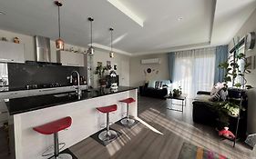 Wigram Sunny Quiet Home